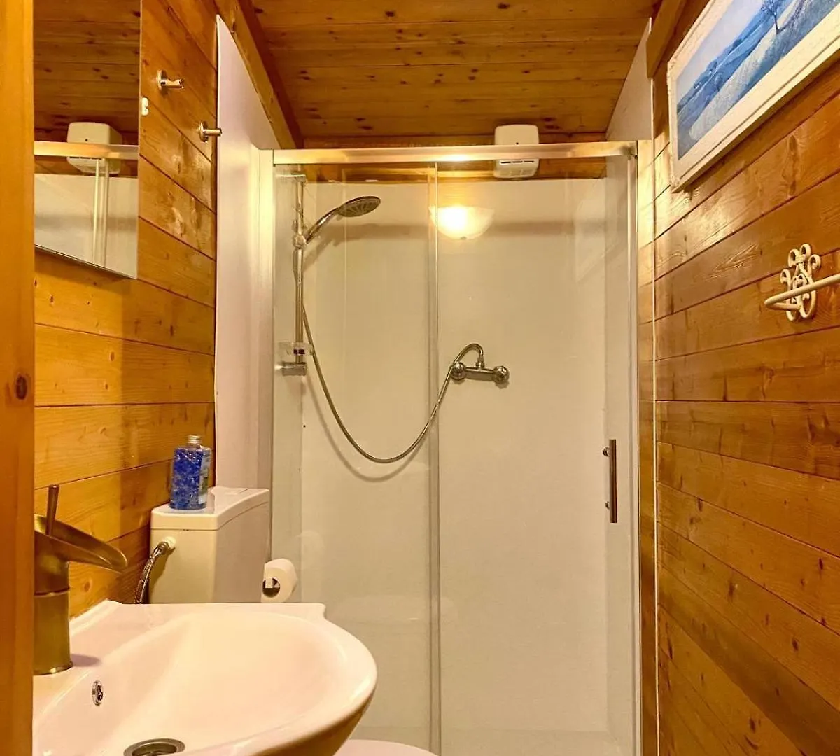 Chalet Rent Porlezza Hotel 0*,  Italy