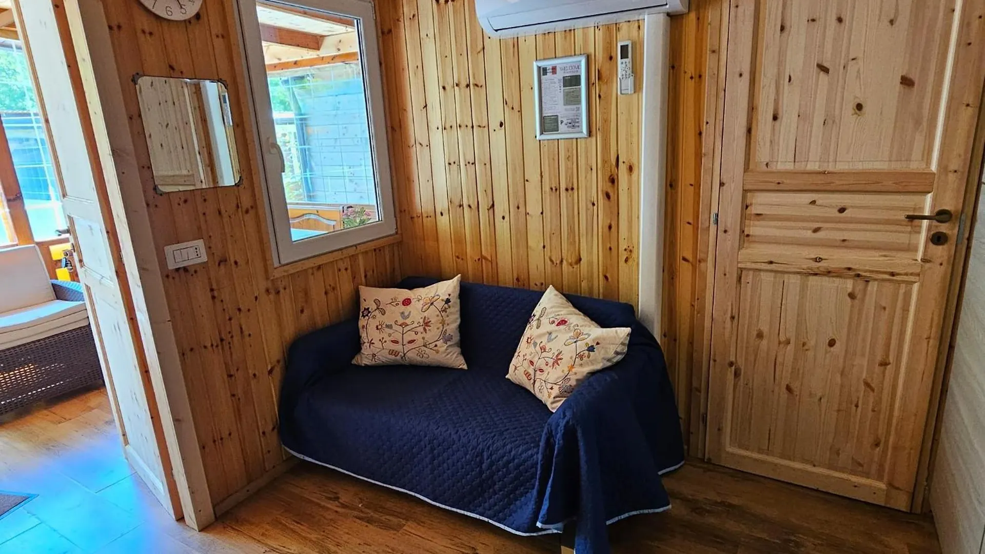 Chalet Rent Porlezza Hotel Campsite