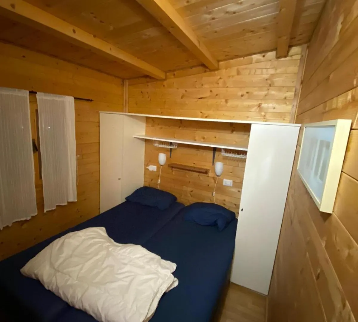 Campsite Chalet Rent Porlezza Hotel Italy